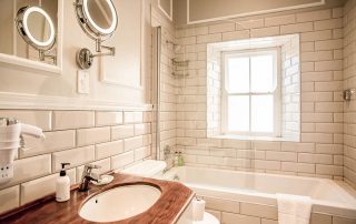 Hotel bathroom and basin